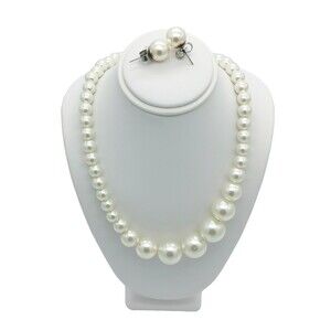 White Graduated Faux Pearls Necklace and Earrings in Silvertone